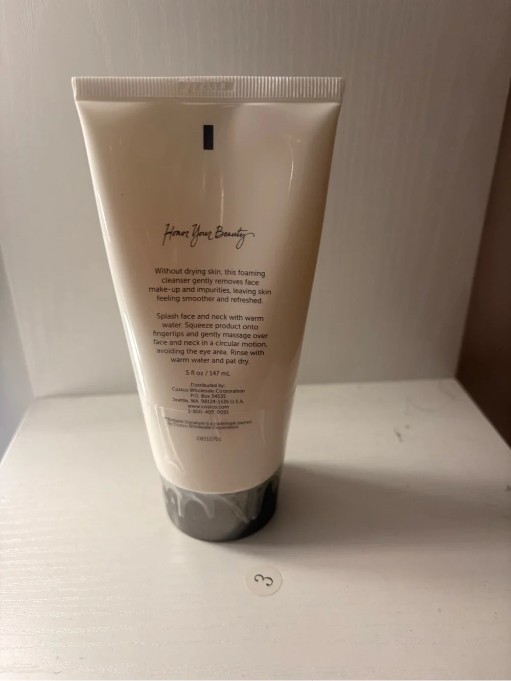Kirkland Signature Borghese Purifying Cleanser - Cream and Gray
